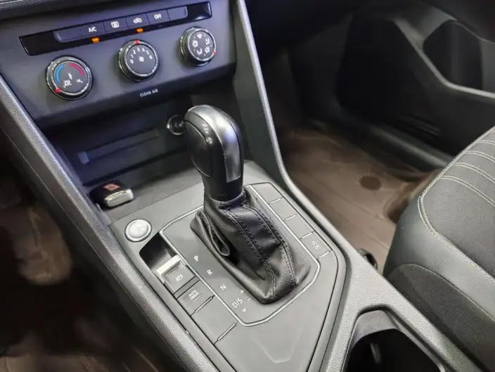 Volkswagen Tiguan L 2022 Model 330TSI Automatic 2WD Comfort Edition – фото 6