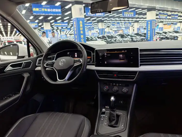 Volkswagen Tiguan L 2022 Model 330TSI Automatic 2WD Comfort Edition – фото 7