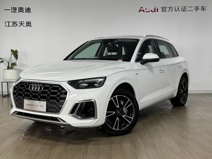 Audi Q5L 2024 Model 40TFSI Fashion Dynamic Model – фото 1