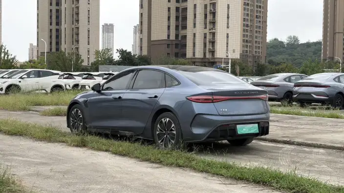 BYD Seal 2022 Model 550KM Standard Battery Life Rear Drive Edition Noble Model – фото 5