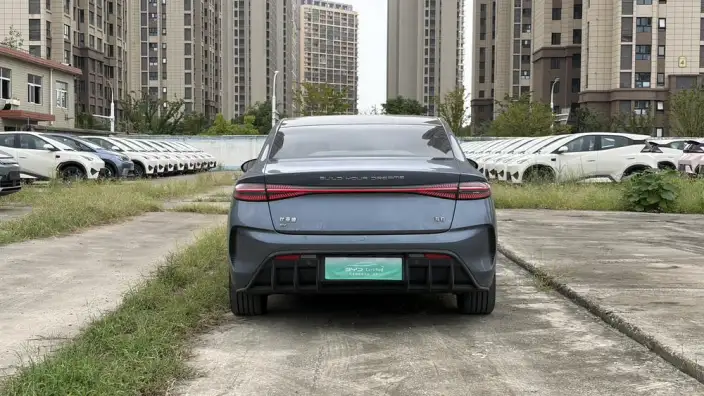 BYD Seal 2022 Model 550KM Standard Battery Life Rear Drive Edition Noble Model – фото 6