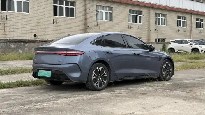 BYD Seal 2022 Model 550KM Standard Battery Life Rear Drive Edition Noble Model – фото 7