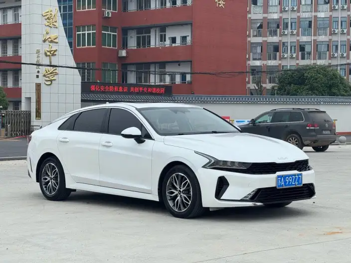 Kia K5 2021 Model 270T CVVD Fashion Edition – фото 3