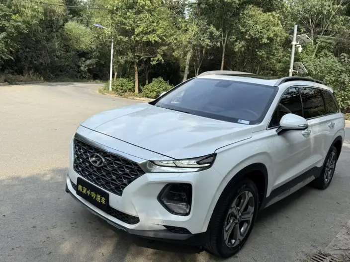 Hyundai Santa Fe 2020 Model 380 TGDi GLS Automatic 2WD Deluxe Edition – фото 1