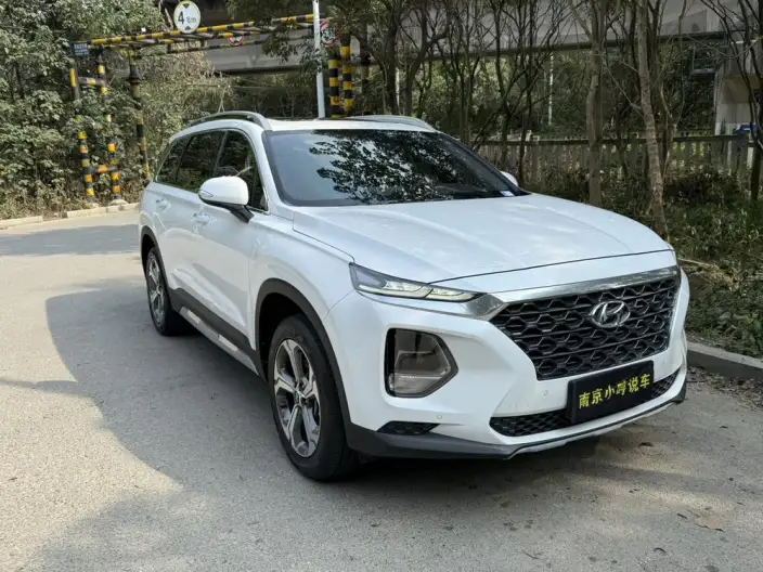 Hyundai Santa Fe 2020 Model 380 TGDi GLS Automatic 2WD Deluxe Edition – фото 3