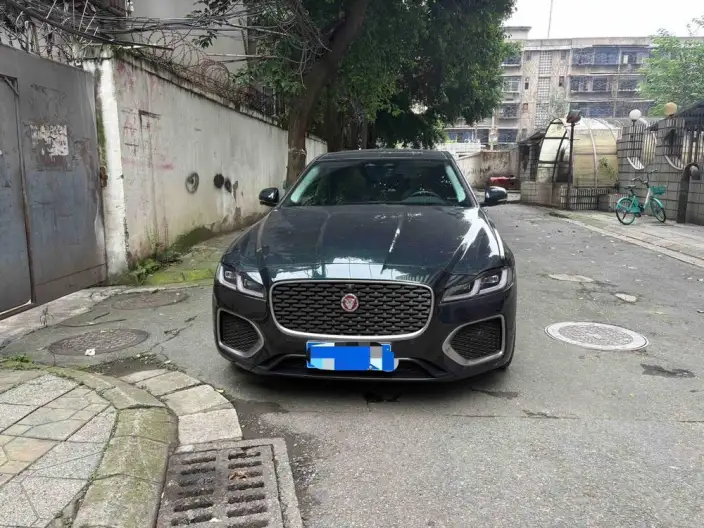 Jaguar XFL 2025 Model 2.0T P250 2WD Exclusive Deluxe Edition – фото 2