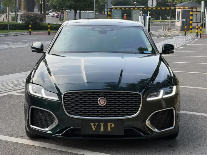 Jaguar XFL 2024 Model 2.0T P250 2WD Exclusive Deluxe Edition – фото 2