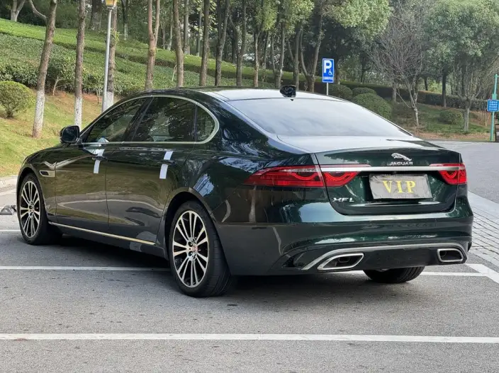 Jaguar XFL 2024 Model 2.0T P250 2WD Exclusive Deluxe Edition – фото 4