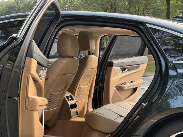 Jaguar XFL 2024 Model 2.0T P250 2WD Exclusive Deluxe Edition – фото 10