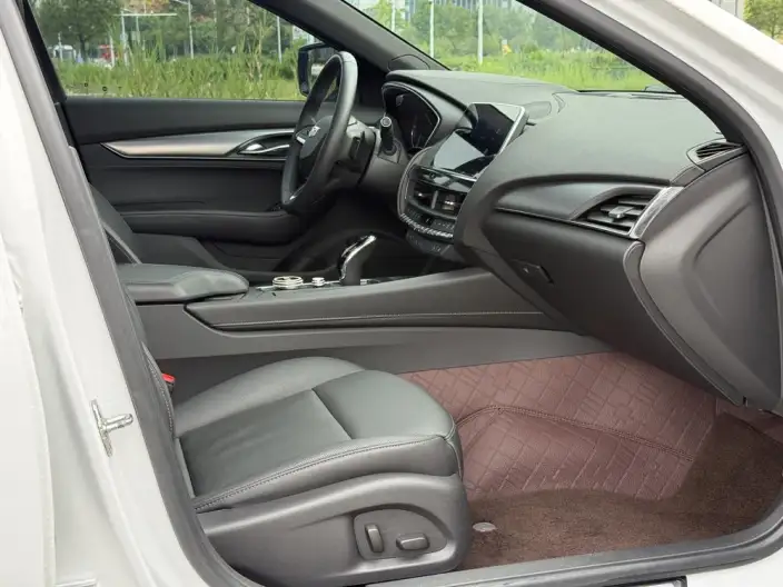 Cadillac CT5 2022 Model 28T Luxury Model – фото 7