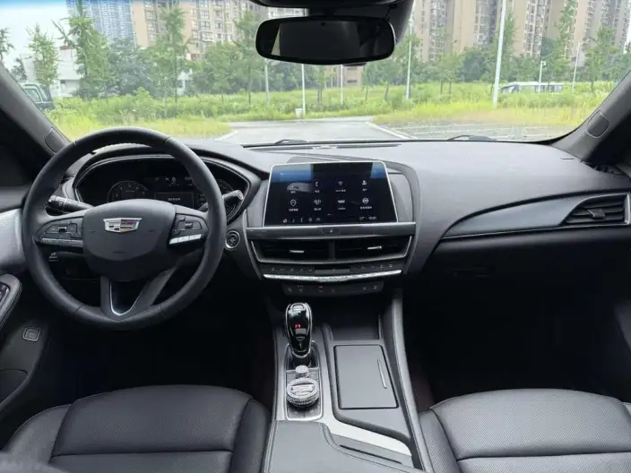 Cadillac CT5 2022 Model 28T Luxury Model – фото 8