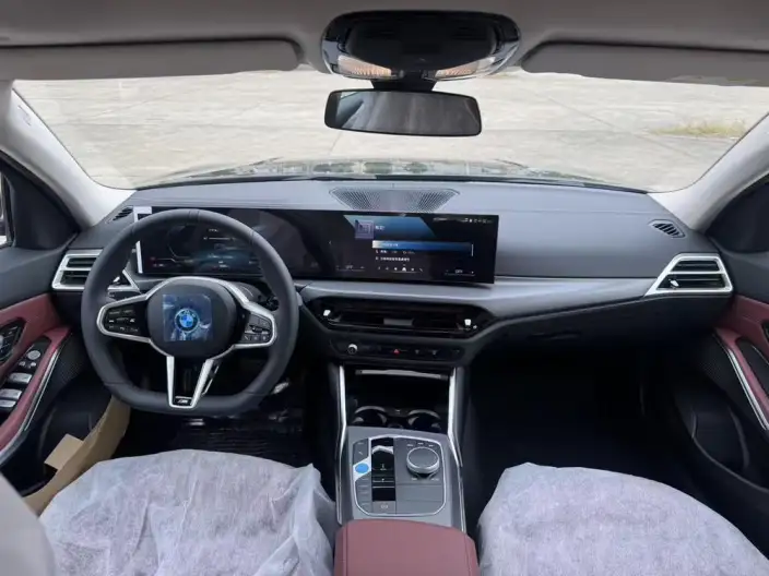 BMW i3 2025 Model eDrive35L – фото 9