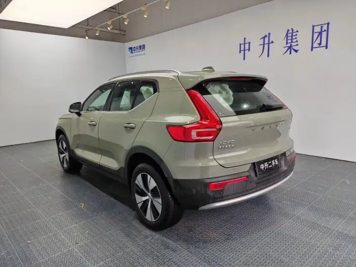 Volvo XC40 2025 Model B3 Smart Range Deluxe Edition – фото 5