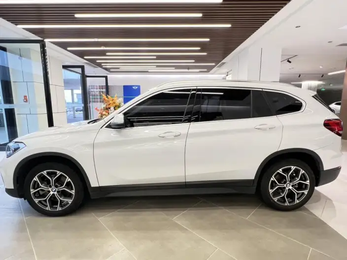 BMW X1 2023 Model sDrive25Li M Sports Set – фото 3