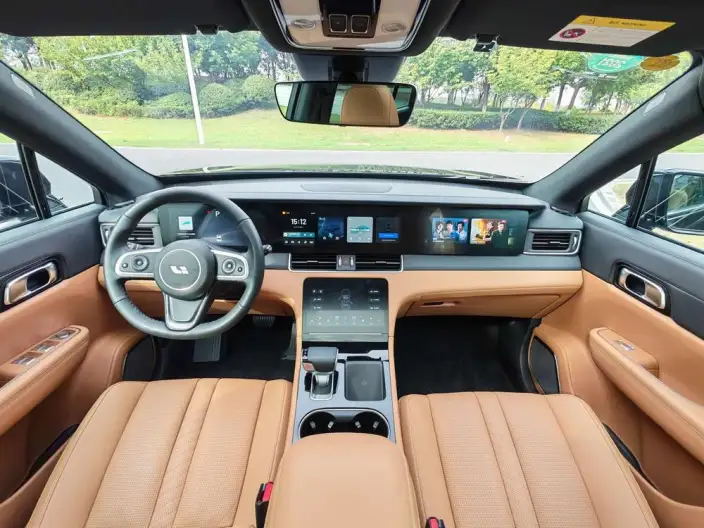 Li Auto ONE 2020 Model Extended Range 6 seat Edition – фото 8