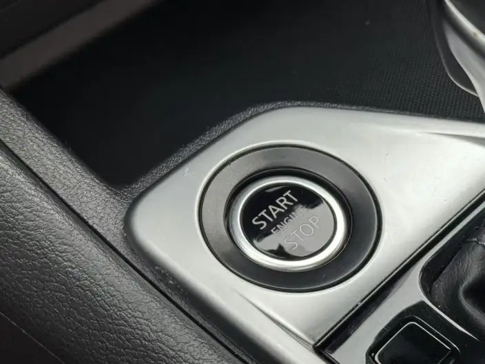 Nissan Sylphy 2023 Model 1.6L CVT Yuexiang Edition – фото 9