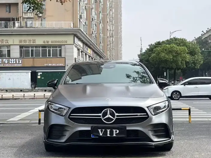 Mercedes-Benz A-Class AMG 2021 Model AMG A 35 L 4MATIC Blazing Night Special Edition – фото 2