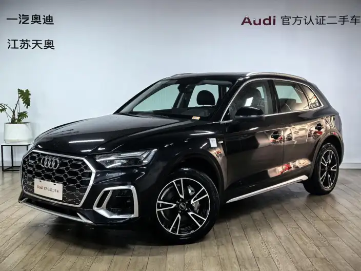 Audi Q5L 2024 Model 40TFSI Fashion Dynamic Model – фото 1