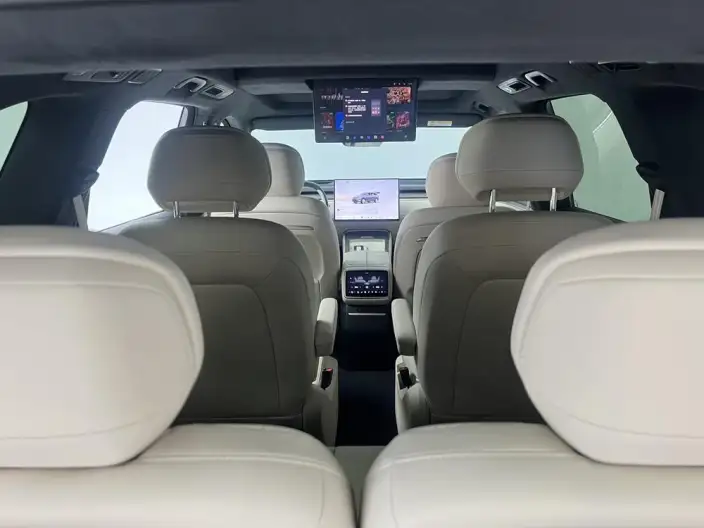 ONVO L90 2025 Model VI seat Edition Ultra – фото 9
