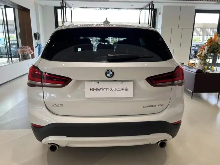 BMW X1 2021 Model sDrive20Li Fashion Model – фото 5