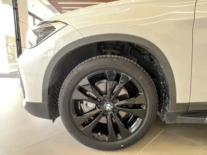 BMW X1 2021 Model sDrive20Li Fashion Model – фото 7