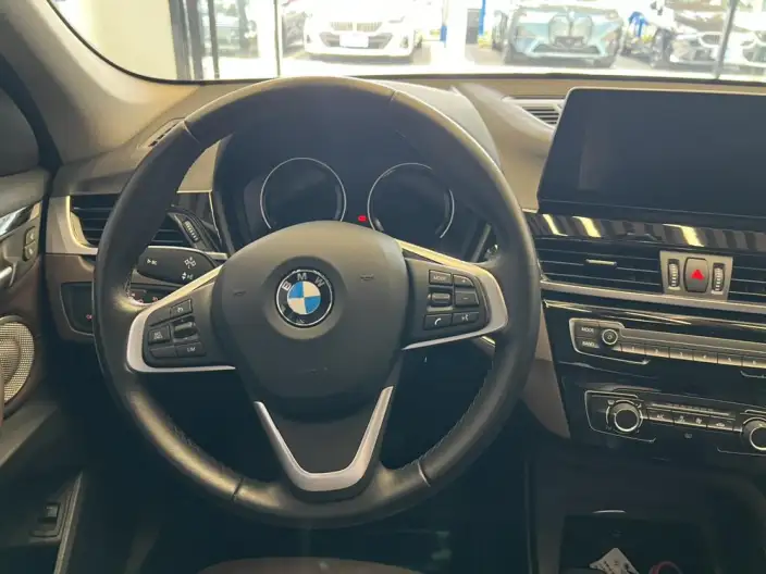 BMW X1 2021 Model sDrive20Li Fashion Model – фото 10