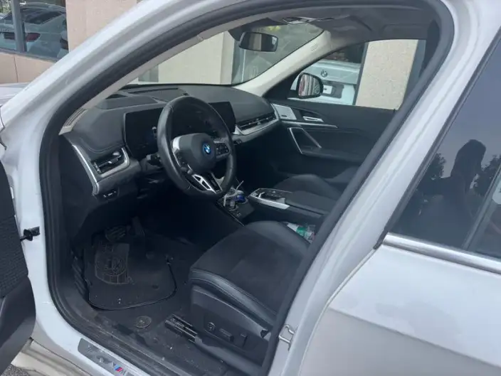 BMW iX 1 2023 Model xDrive30L M Sports Set – фото 8