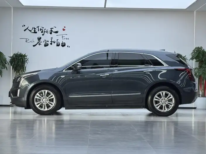 Cadillac XT5 2024 Model 2.0T 2WD Fashion Model – фото 3