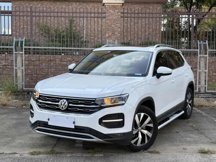 Volkswagen Tayron 2020 Model 330TSI Luxury Zhilian Edition – фото 1