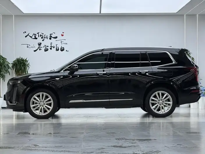 Cadillac XT6 2022 Model 2.0T VI seat 4WD Luxury Model – фото 3