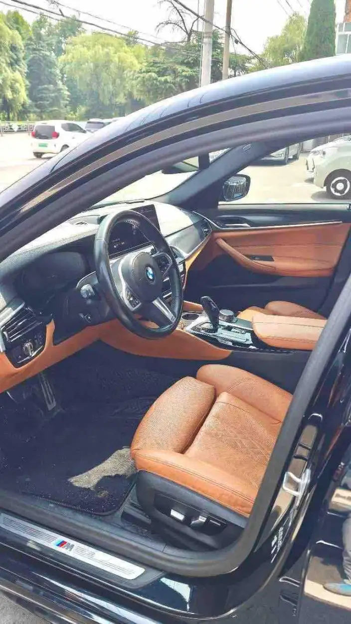 BMW 5 Series Imported 2022 Model 525i M Sports Set – фото 5