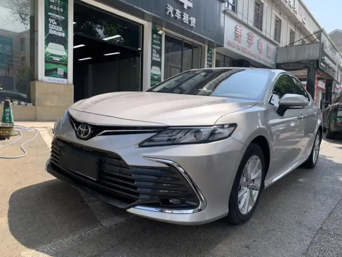Toyota Camry 2023 Model 2.0G Deluxe Edition – фото 1