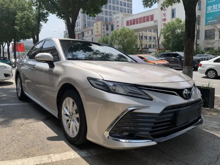 Toyota Camry 2023 Model 2.0G Deluxe Edition – фото 3