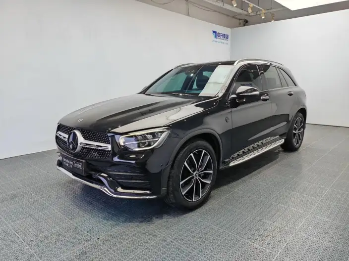 Mercedes-Benz GLC 2020 Model GLC 300 L 4MATIC Dynamic Model – фото 1