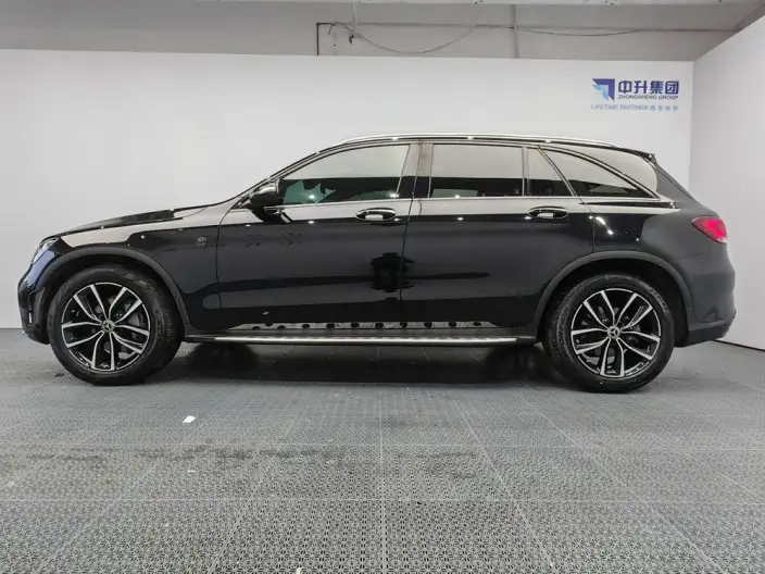 Mercedes-Benz GLC 2020 Model GLC 300 L 4MATIC Dynamic Model – фото 4