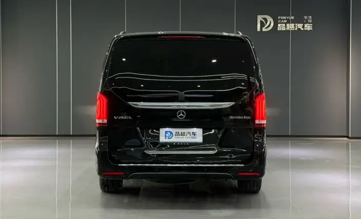 Mercedes-Benz V-Class 2022 Model V 260 L Long wheelbase Deluxe Edition – фото 4