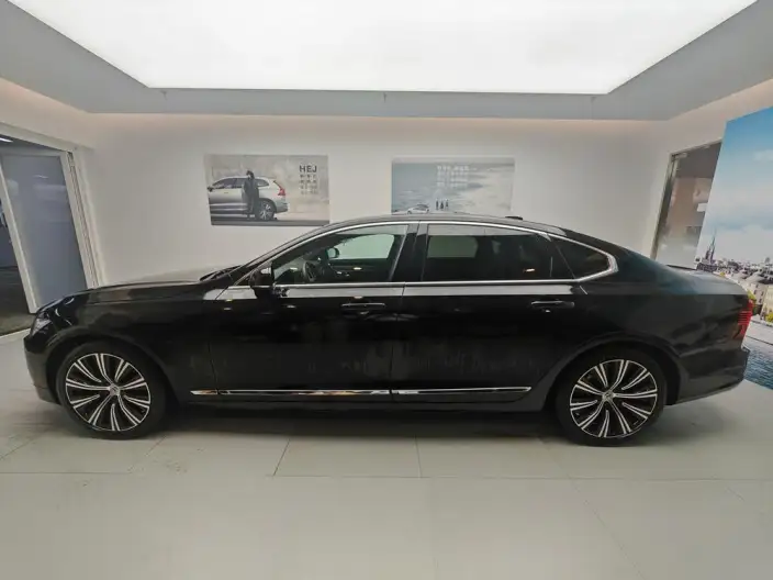 Volvo S90 2025 Model B5 Smart Range Deluxe Edition – фото 4