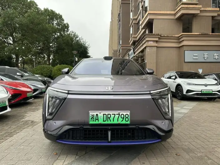 HiPhi HiPhi Y 2023 Model 560km Elite Edition – фото 2
