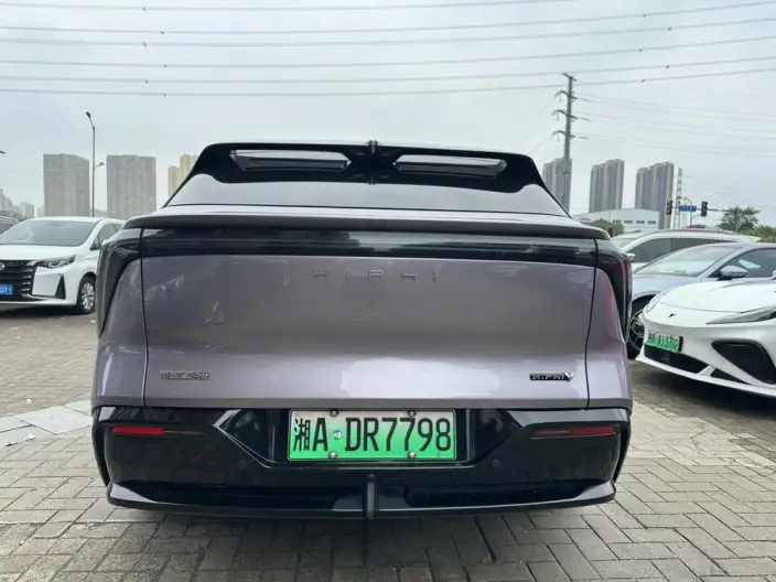 HiPhi HiPhi Y 2023 Model 560km Elite Edition – фото 6