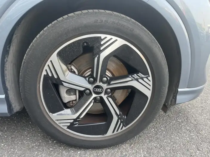 Audi Q4 e-tron 2024 Model 40 e-tron Genesis Edition – фото 6