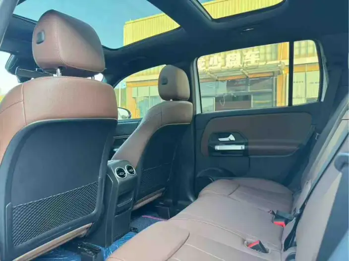 Mercedes-Benz GLB 2024 Model Facelift GLB 220 Dynamic Model – фото 9