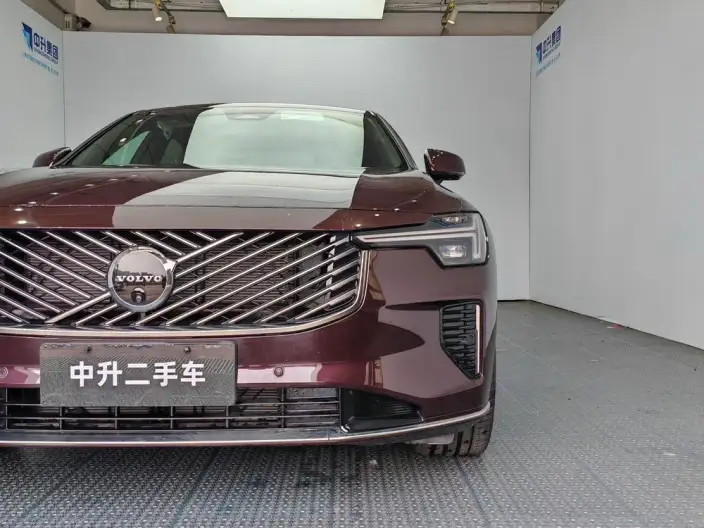 Volvo S90 2026 Model B5 Smart Range Deluxe Edition – фото 8