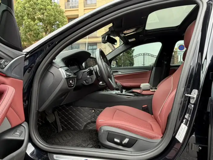 BMW 5 Series 2023 Model 530Li Leading Model M Sports Set – фото 8