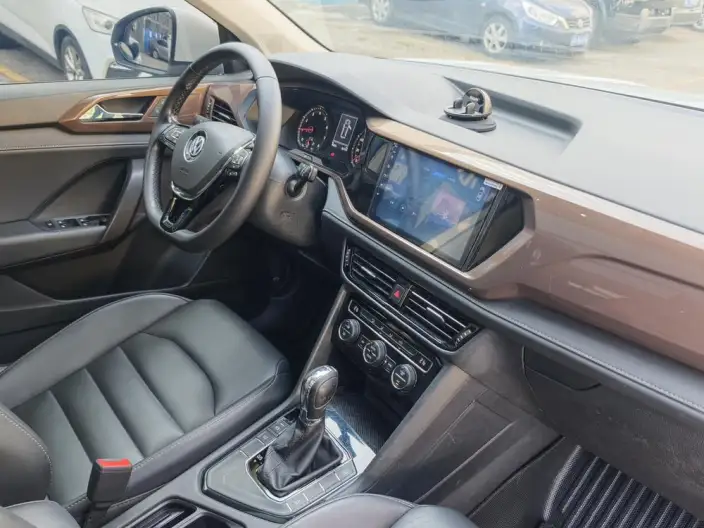 Volkswagen Tharu 2020 Model 280TSI 2WD Comfort Edition China VI – фото 6