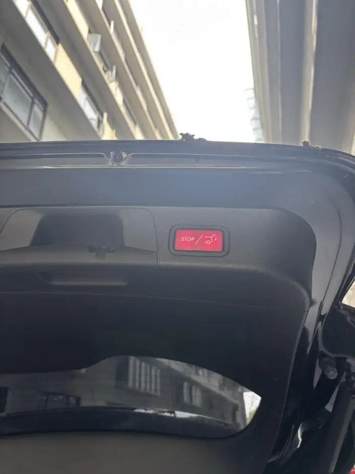 Mercedes-Benz GLB 2023 Model GLB 220 Dynamic Model – фото 4