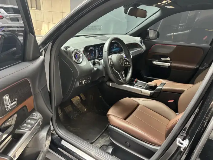 Mercedes-Benz GLB 2023 Model GLB 220 Dynamic Model – фото 8