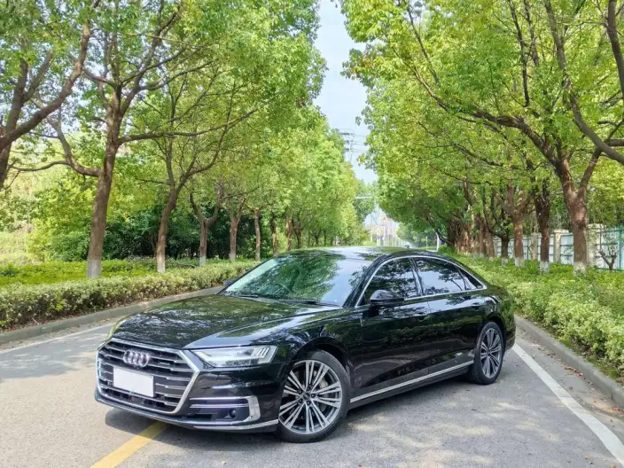 Audi A8 2021 Model A8L 55 TFSI quattro Noble Model – фото 1