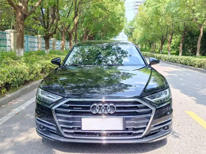 Audi A8 2021 Model A8L 55 TFSI quattro Noble Model – фото 2