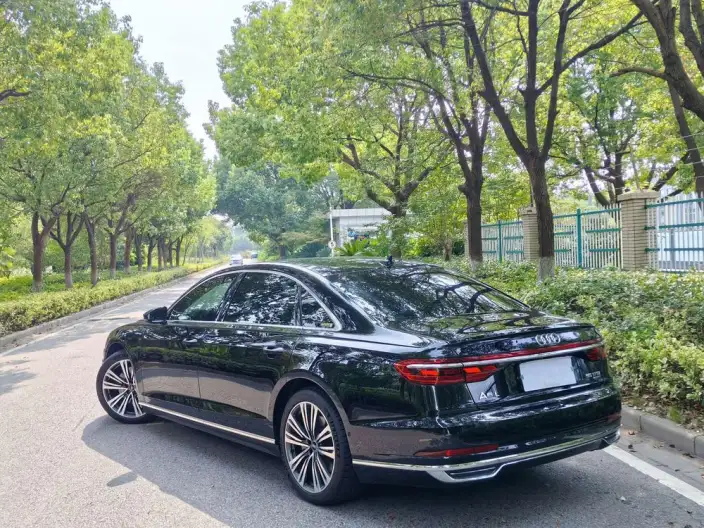 Audi A8 2021 Model A8L 55 TFSI quattro Noble Model – фото 5