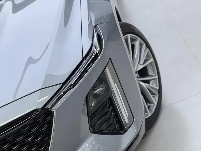 Cadillac GT4 2023 Model 25T Luxury Model – фото 10